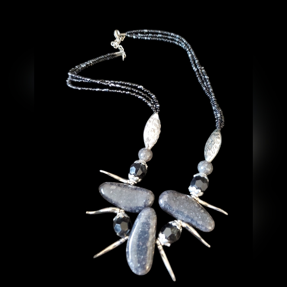 Elegant Black and Silver Beaded Necklace